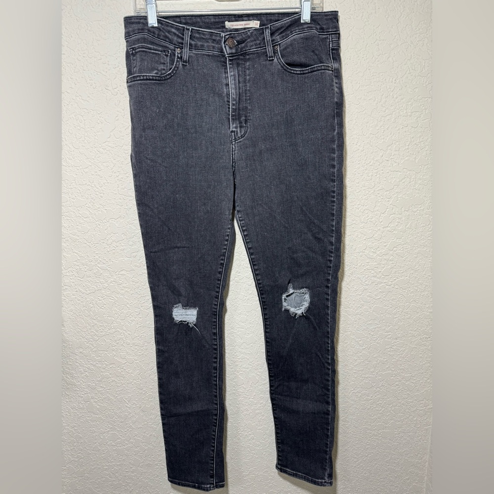 721 Levi’s High Rise Skinny Jeans